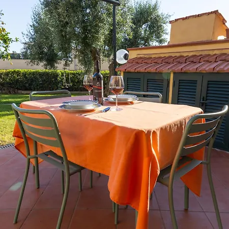 Il Veliero Con Giardino *